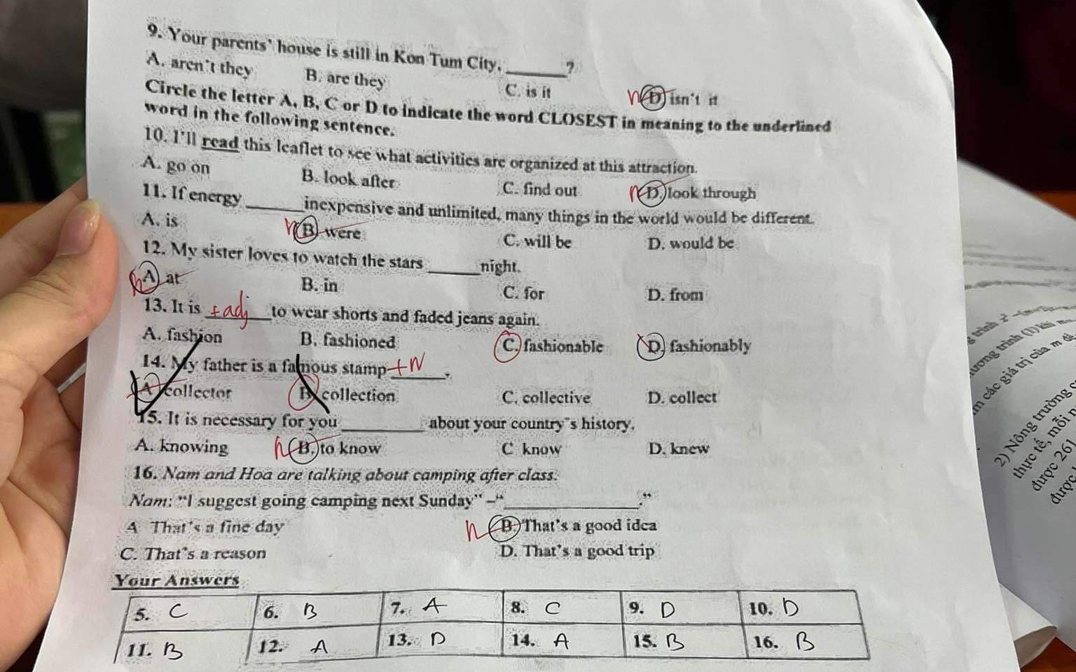 Nghi vấn lộ đề thi môn Tiếng Anh vào lớp 10 ở Kon Tum