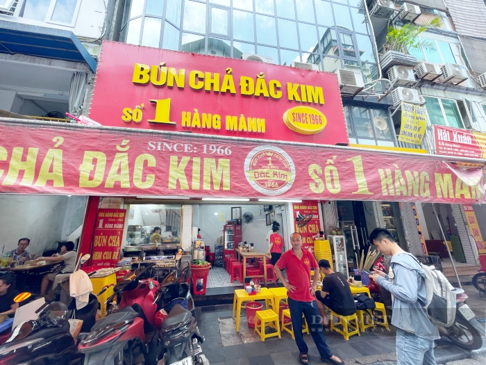 Tranh cãi khi có tên trong Michelin Guide, chủ quán bún chả Obama, Đắc Kim nói gì? - Ảnh 3.