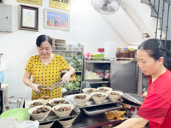 Tranh cãi khi có tên trong Michelin Guide, chủ quán bún chả Obama, Đắc Kim nói gì? - Ảnh 6.