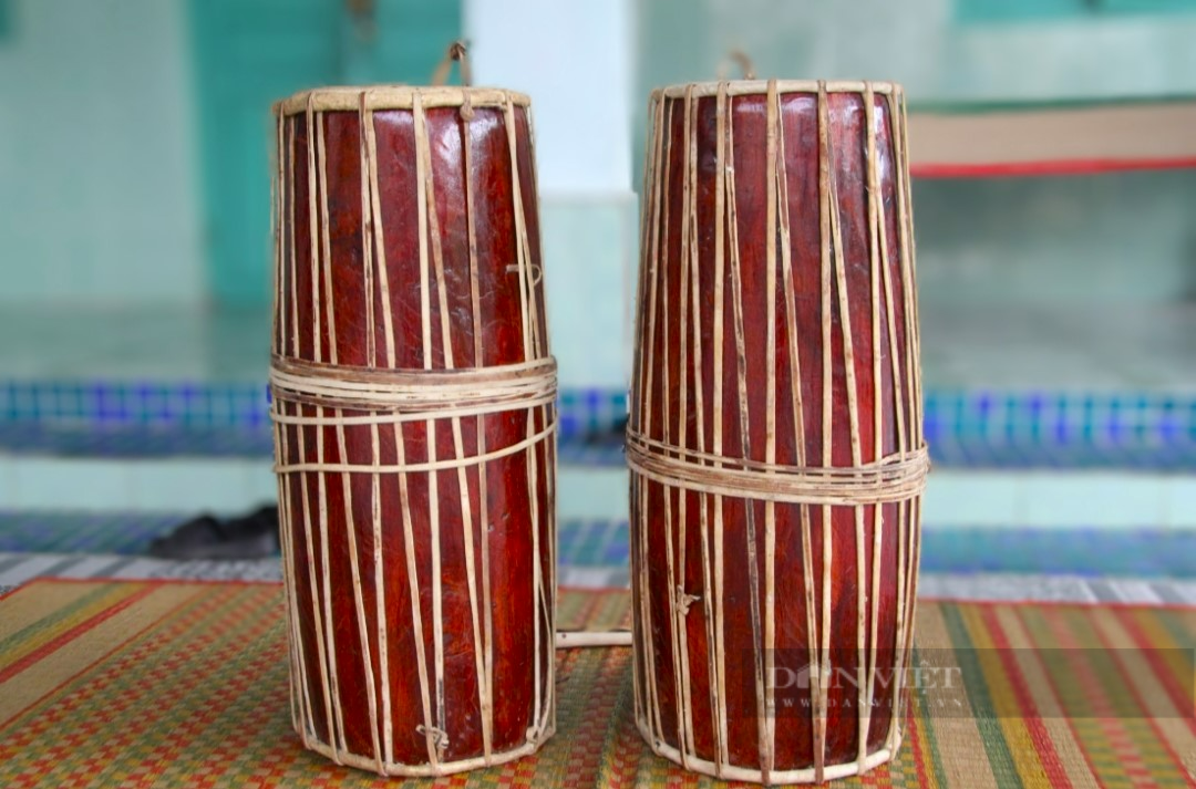 Bộ ba nhạc cụ ví như 3 phần của cơ thể con người không thể thiếu trong các lễ hội của người Chăm Ninh Thuận - Ảnh 6.