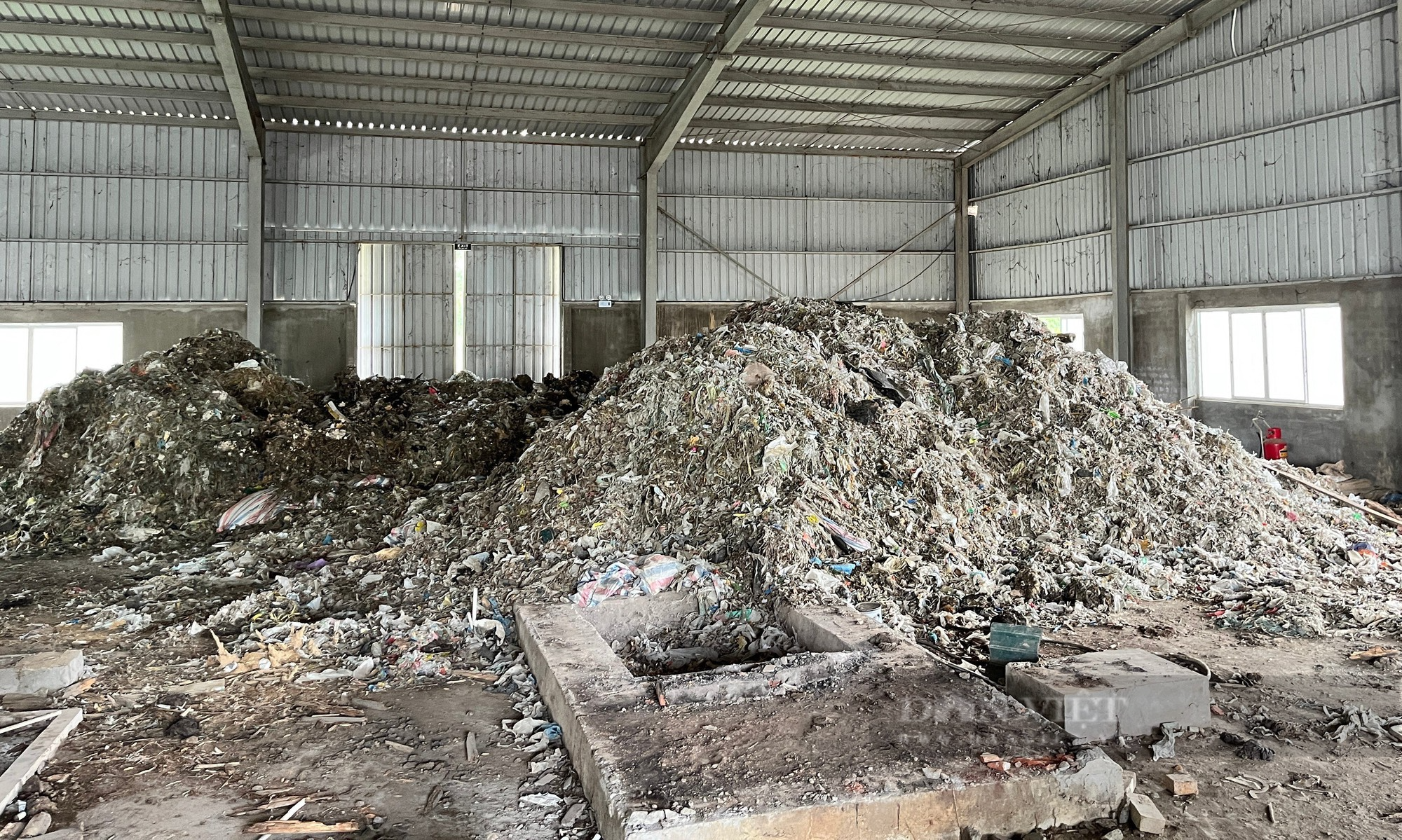 Nhà máy bột giấy hơn 1.200 tỷ hoang tàn sau hơn 10 năm bỏ hoang ở miền Tây Nghệ An - Ảnh 4.