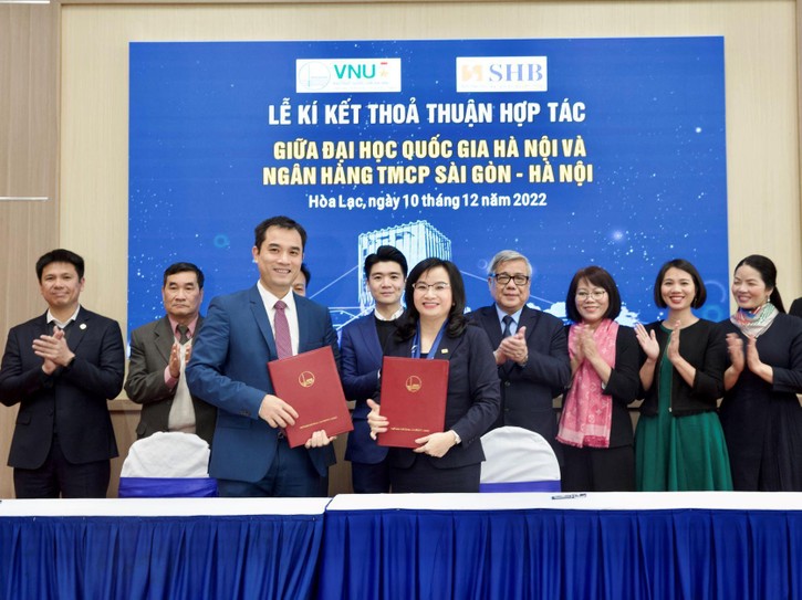 T&T Group và ĐHQG Hà Nội hợp tác phát triển hệ thống bệnh viện theo chuẩn quốc tế - Ảnh 2.