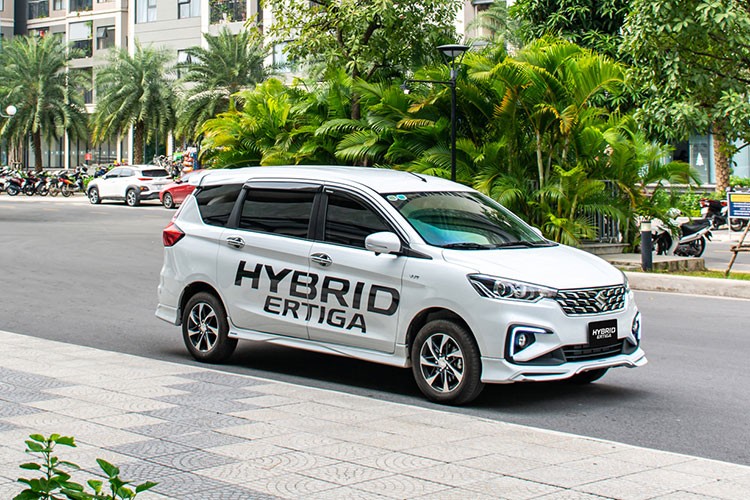 MPV hybrid - xe tiết kiệm xăng cho tài xế chạy xe dịch vụ - Ảnh 5.