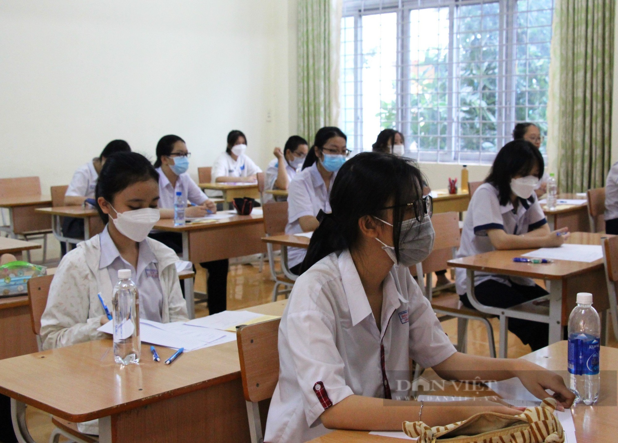 Hơn 2.000 thí sinh Đắk Lắk bước vào kỳ thi tuyển sinh lớp 10 năm học 2023-2024 - Ảnh 1.