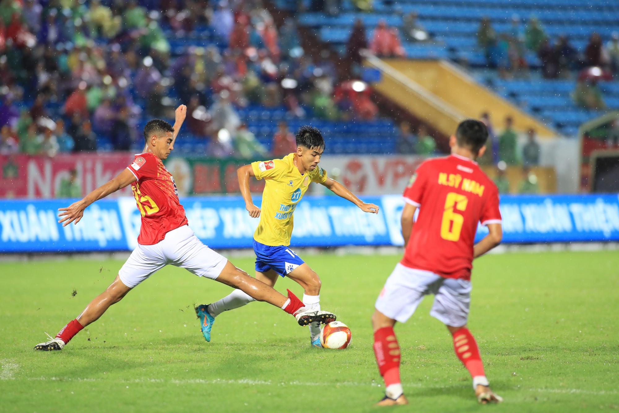 &quot;Quang Hải sẽ giúp Công an Hà Nội gia cố ngôi đầu bảng V.League 2023&quot; - Ảnh 4.