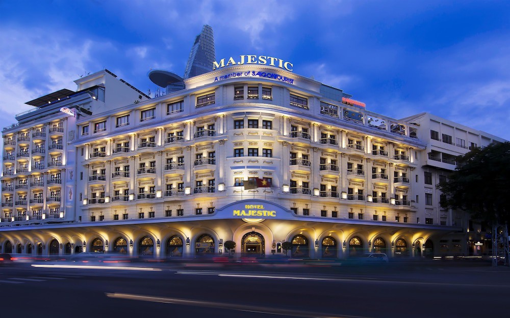 Chủ loạt khách sạn 5 sao Rex, Majestic, Continental… đình đám giữa Sài Gòn đang làm ăn ra sao?
