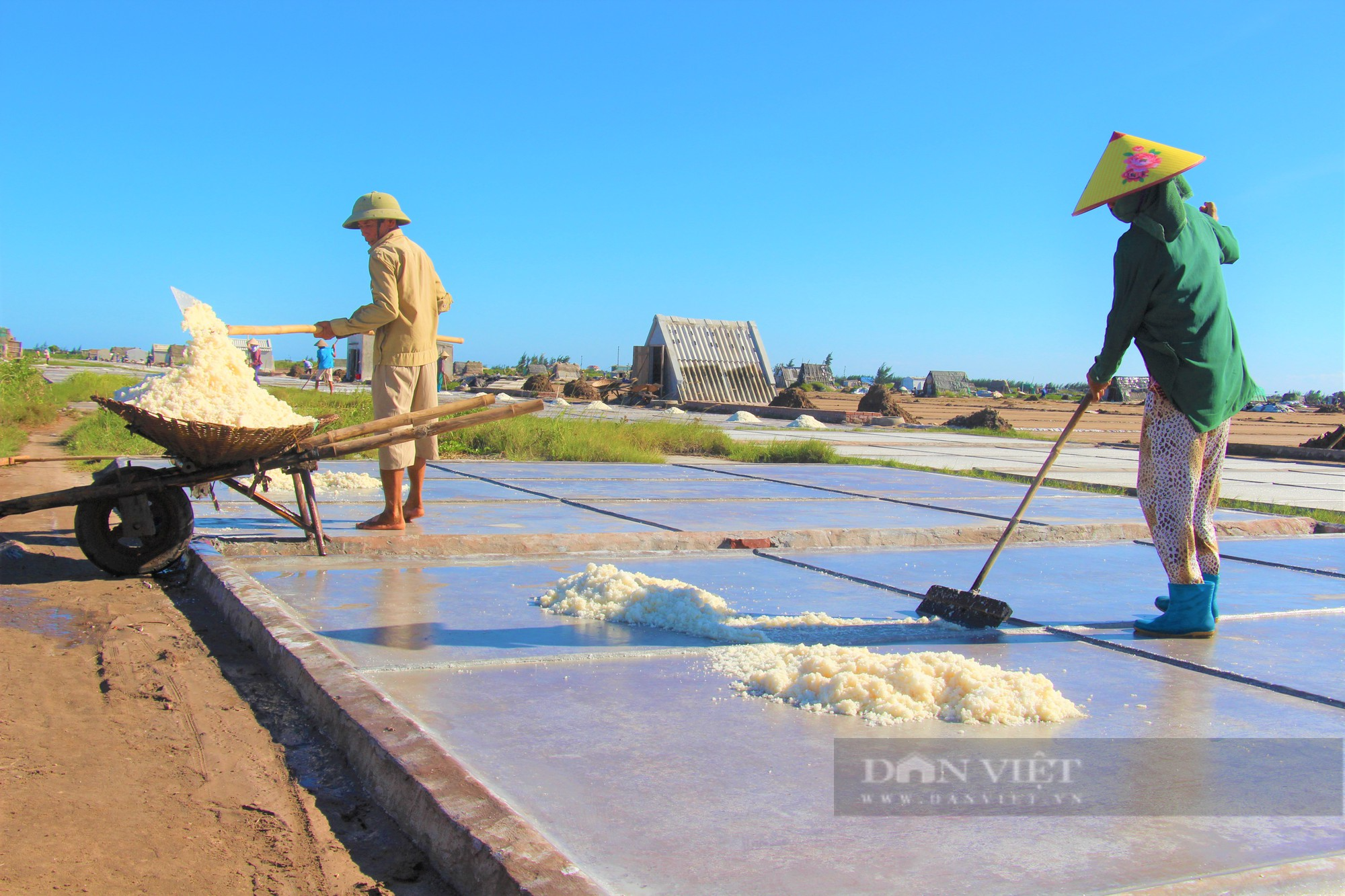 Về nơi người dân Nam Định mong trời nắng hơn trời mưa - Ảnh 2.