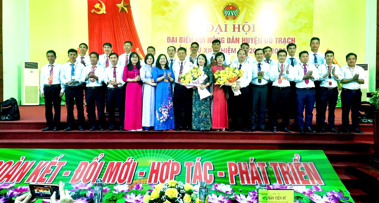 Hội Nông dân Quảng Bình hoàn thành 100% Đại hội cấp huyện, thị, thành phố - Ảnh 1.
