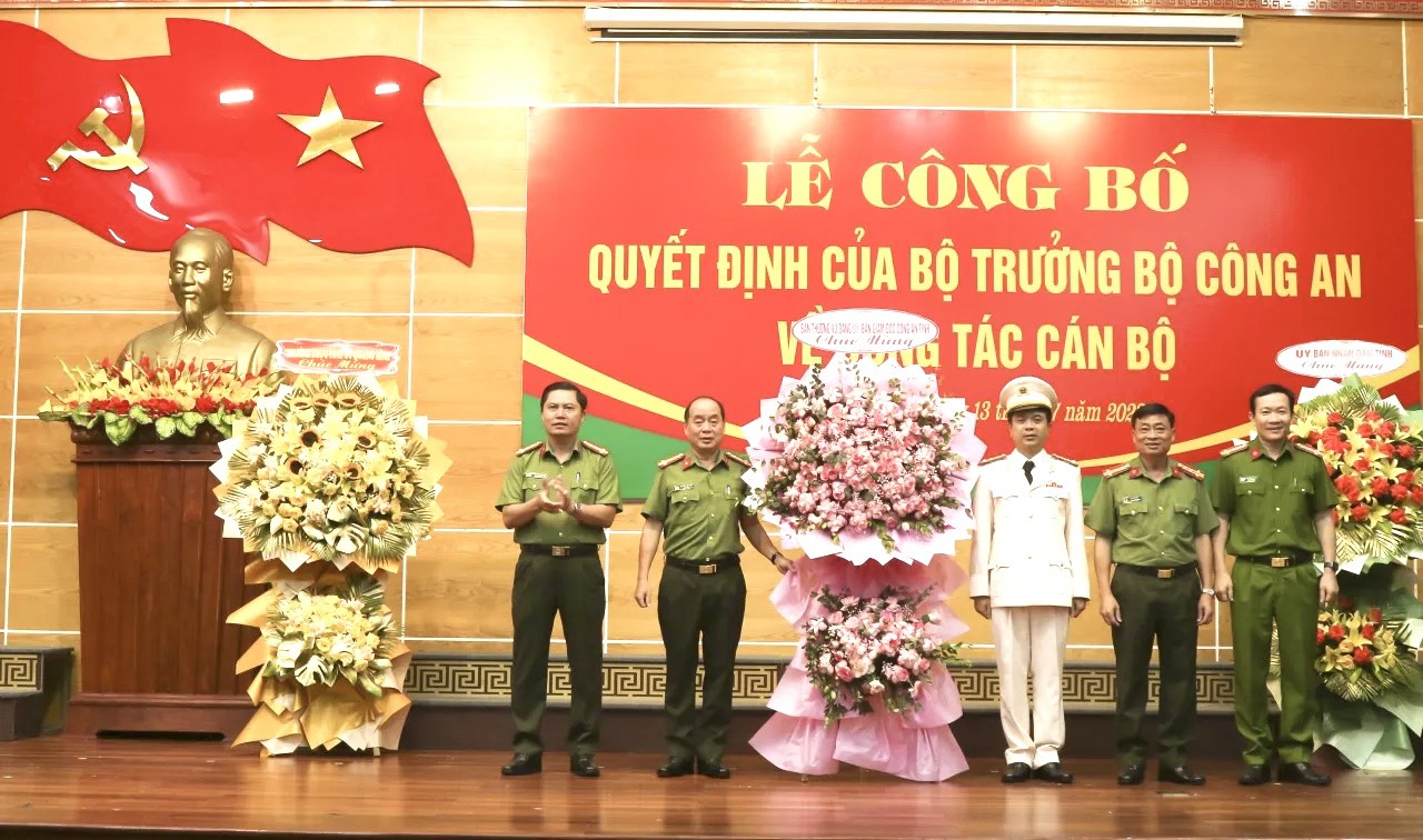Quảng Bình có tân Phó Giám đốc Công an tỉnh - Ảnh 2.