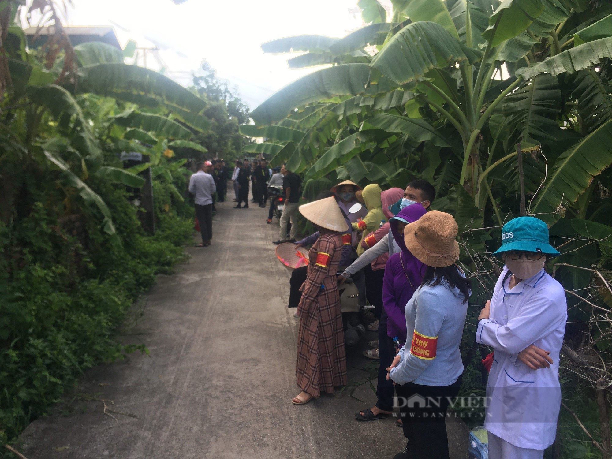 Hải Dương: Hỗ trợ thi công kéo dây đường dây điện Dự án Đầu tư xây dựng công trình đường dây 220 KV - Ảnh 4.