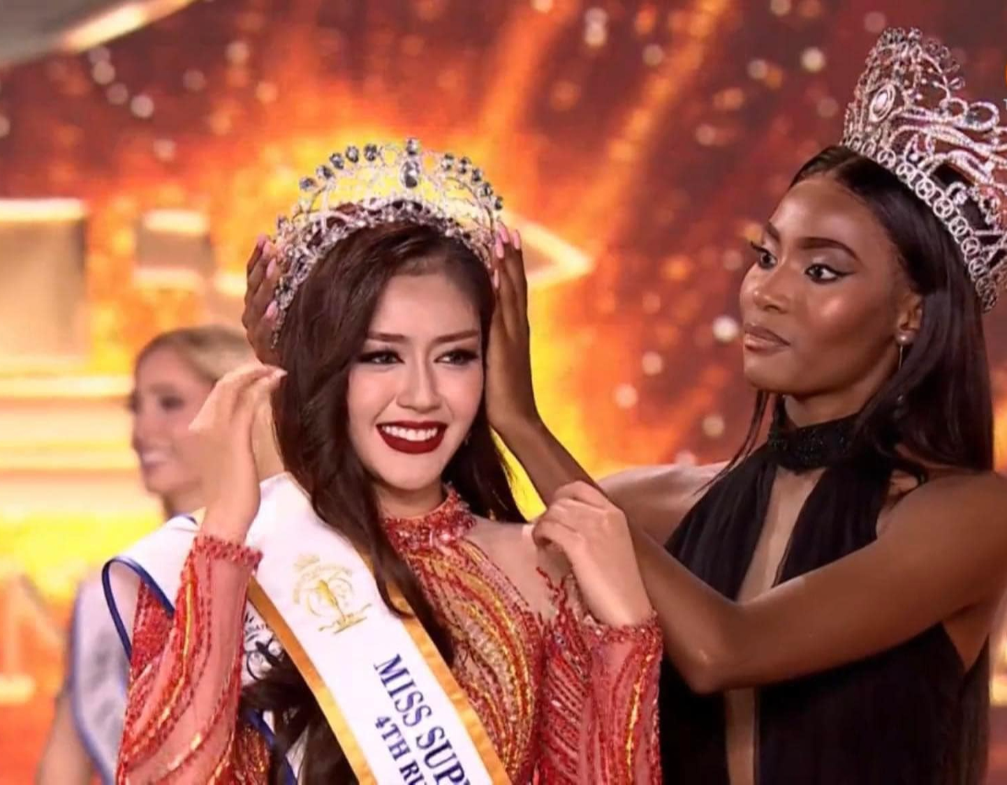 Đặng Thanh Ngân đoạt giải Á hậu 4 Hoa hậu Siêu quốc gia 2023: &quot;Tôi rơi nước mắt khi nhận thành quả xứng đáng&quot; - Ảnh 1.