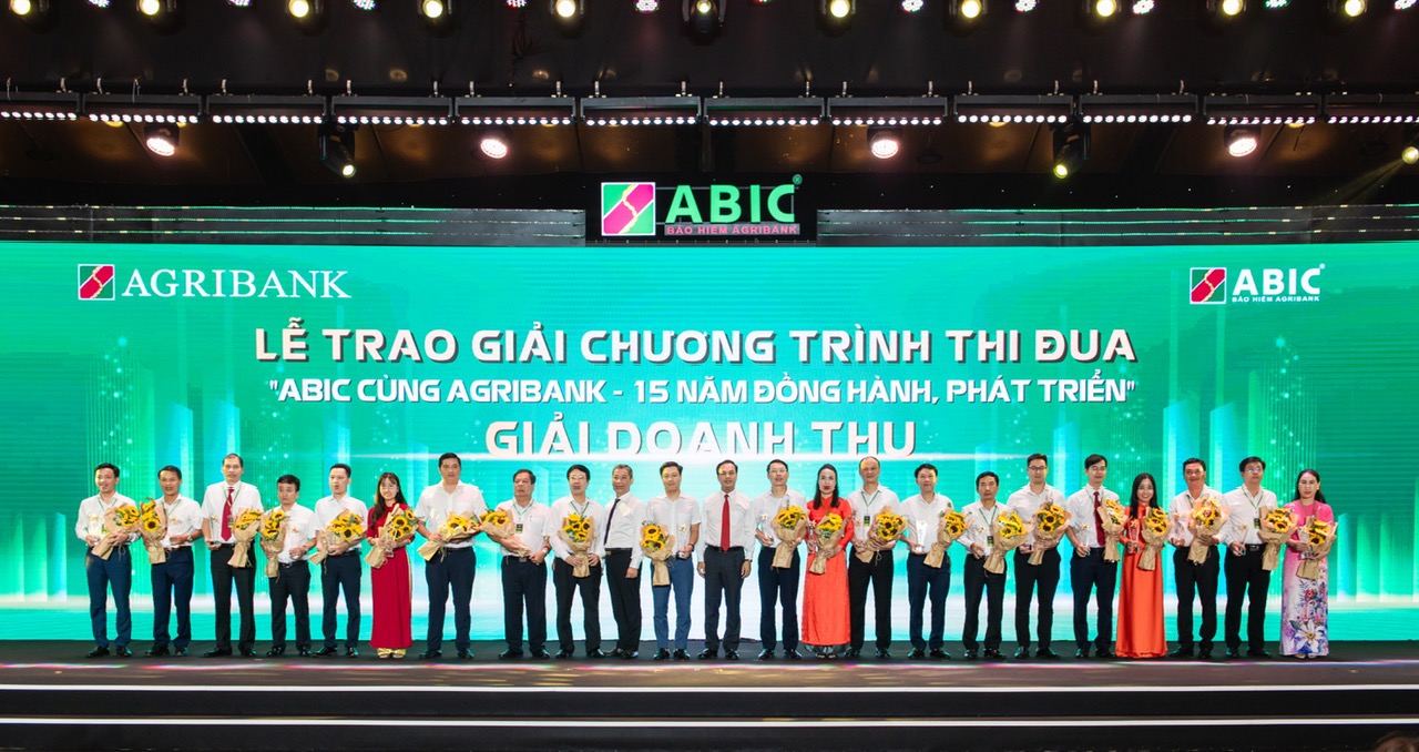 Bảo hiểm Agribank và Agribank 15 năm đồng hành và phát triển - Ảnh 4.