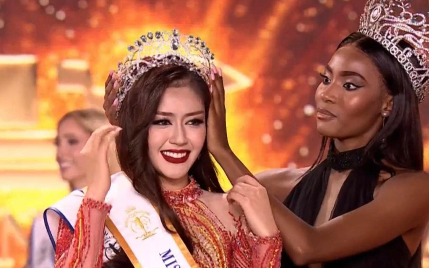 Đặng Thanh Ngân đoạt giải Á hậu 4 Hoa hậu Siêu quốc gia 2023: &quot;Tôi rơi nước mắt khi nhận thành quả xứng đáng&quot;
