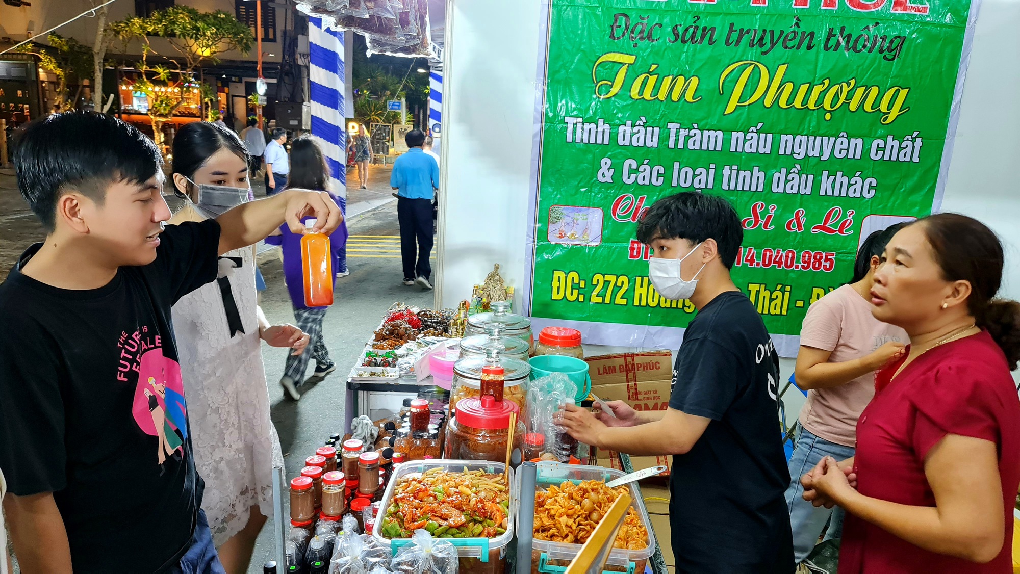 Phố Tây Đà Nẵng khai trương sản phẩm mới, mở cửa chợ đêm - Ảnh 10.