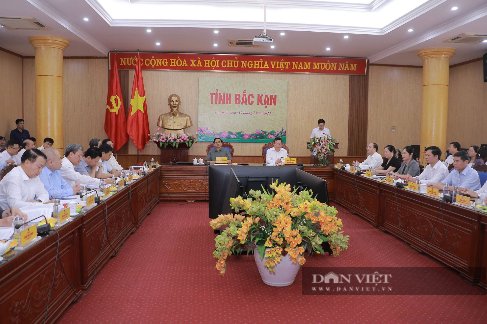 Thủ tướng Phạm Minh Chính: Bắc Kạn cần phát triển dựa vào tiềm năng thế mạnh nổi trội - Ảnh 2.
