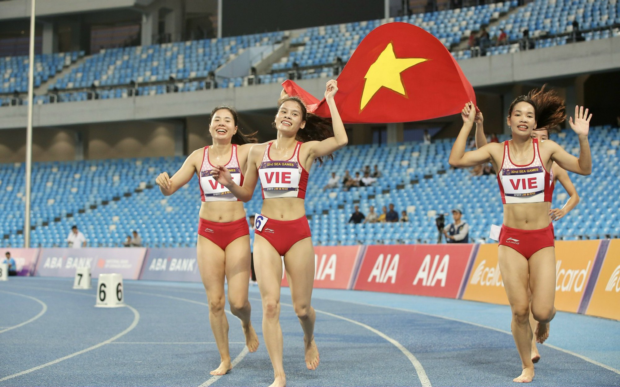 Kết quả giải vô địch điền kinh châu Á 2023: Nguyễn Thị Huyền bứt phá cùng đồng đội giành HCV 4x400m