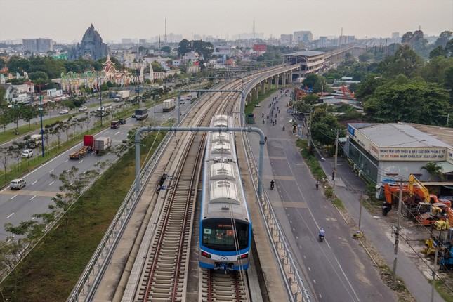 Tuyến metro đầu tiên của TPHCM sẵn sàng về đích - Ảnh 1.
