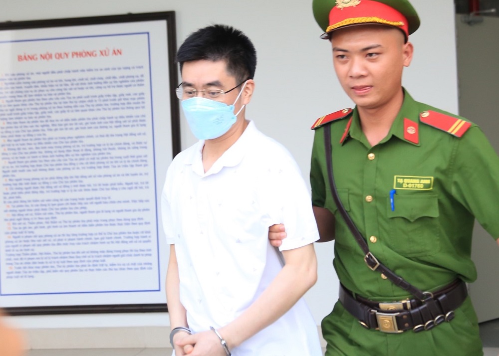 Cựu điều tra viên Hoàng Văn Hưng sẽ bị xử lý thêm hành vi xâm phạm hoạt động tư pháp - Ảnh 1.