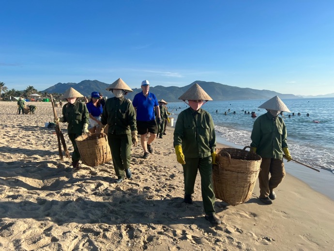  &quot;Hành động Xanh - Vì tương lai Xanh&quot; cùng UBND tỉnh Khánh Hòa - Ảnh 4.