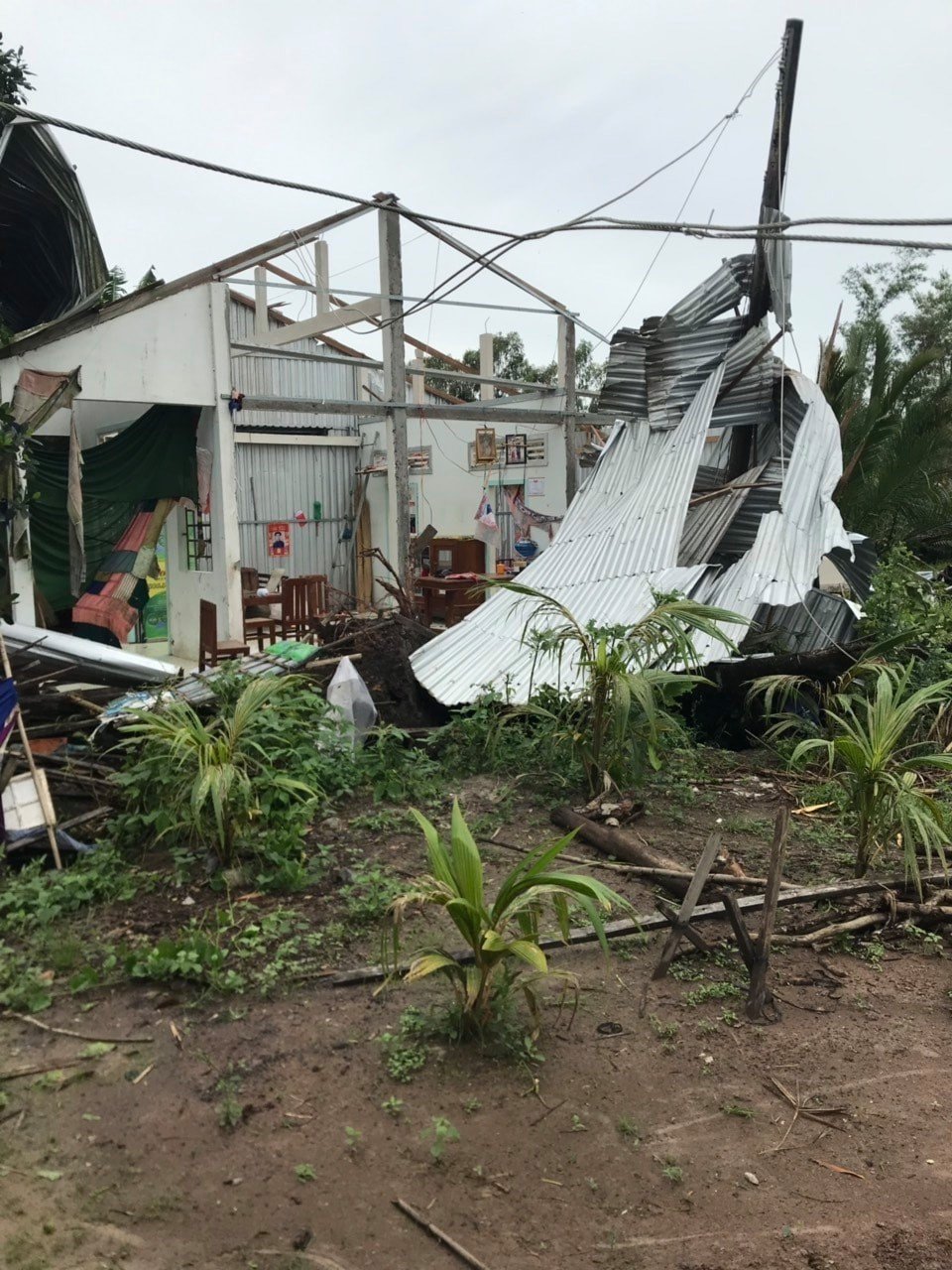 Ảnh hưởng bão số 1 khiến 69 căn nhà ở Kiên Giang bị thiệt hại - Ảnh 1.