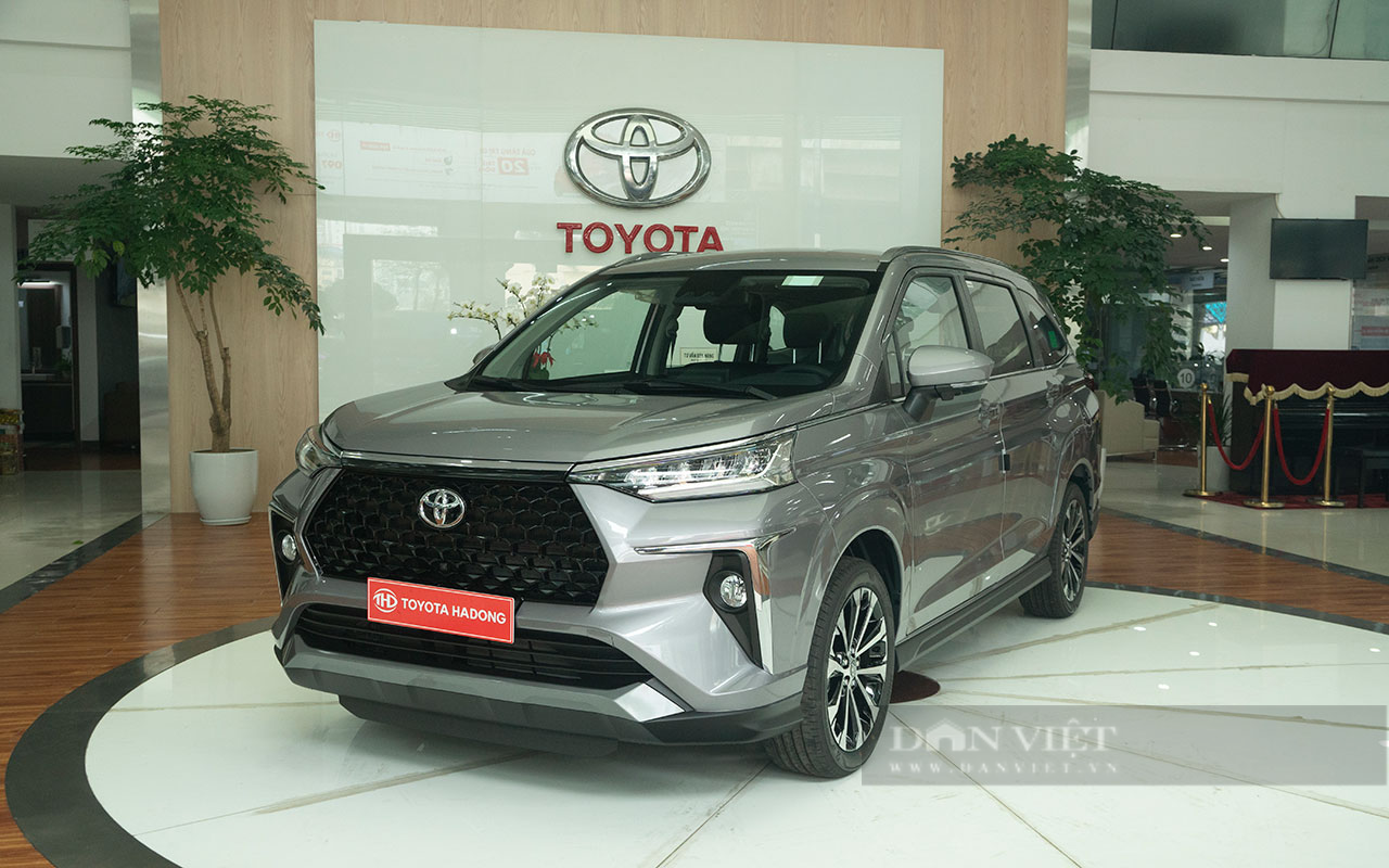 Giá xe Toyota Veloz Cross tháng 9/2023: Giảm ngỡ ngàng đấu Mitsubishi Xpander, XL7