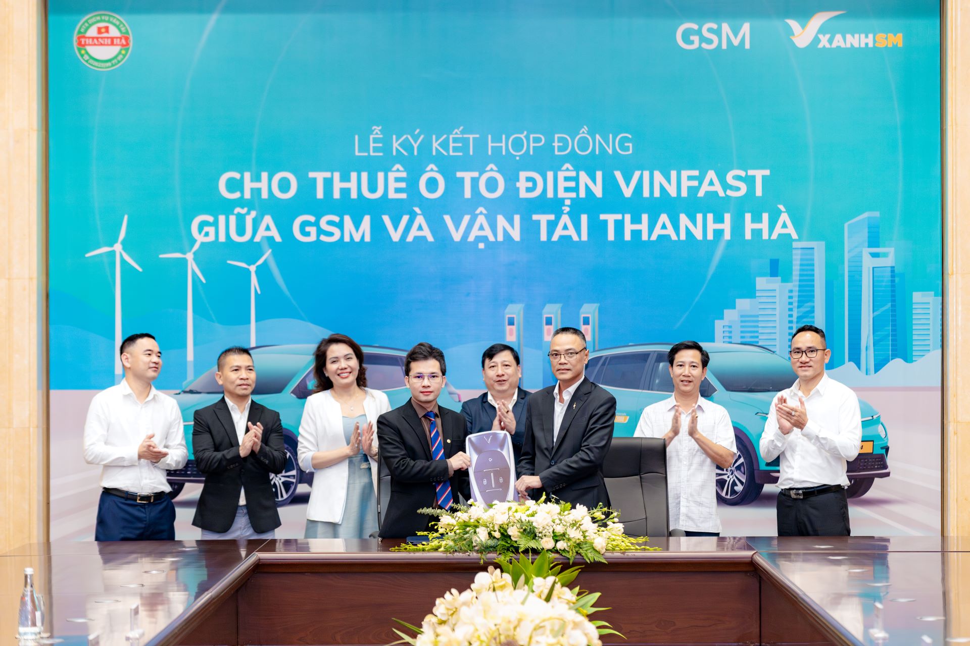 Hợp tác xã Vận tải Thanh Hà 250 xe ô tô điện VinFast từ GSM để cung cấp dịch vụ taxi điện tại Đắk Lắk - Ảnh 1.