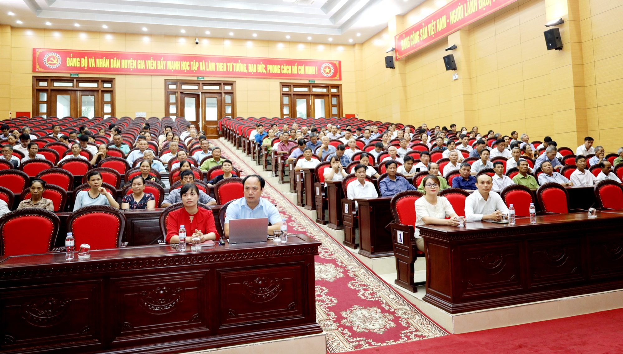 Ninh Bình: Gần 230 cán bộ, hội viên nông dân được tập huấn nghiệp vụ công tác Hội năm 2023 - Ảnh 1.