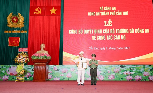 Thượng tá Trần Hoàng Độ được bổ nhiệm giữ chức vụ Phó Giám đốc Công an thành phố Cần Thơ - Ảnh 1.