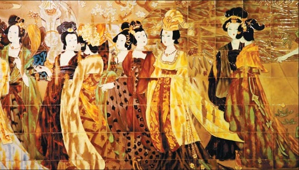Sự thật khắc nghiệt sau cuộc sống xa hoa của mỹ nhân ở hậu cung Trung Quốc - Ảnh 2.