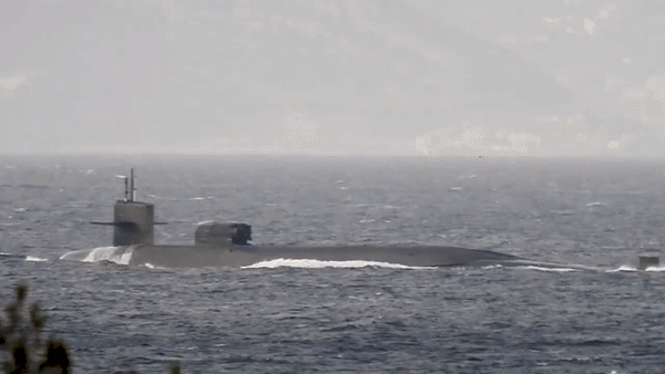 Khám phá sức mạnh tàu ngầm hạt nhân tối mật Mỹ vừa cập cảng Hàn Quốc - Ảnh 4.