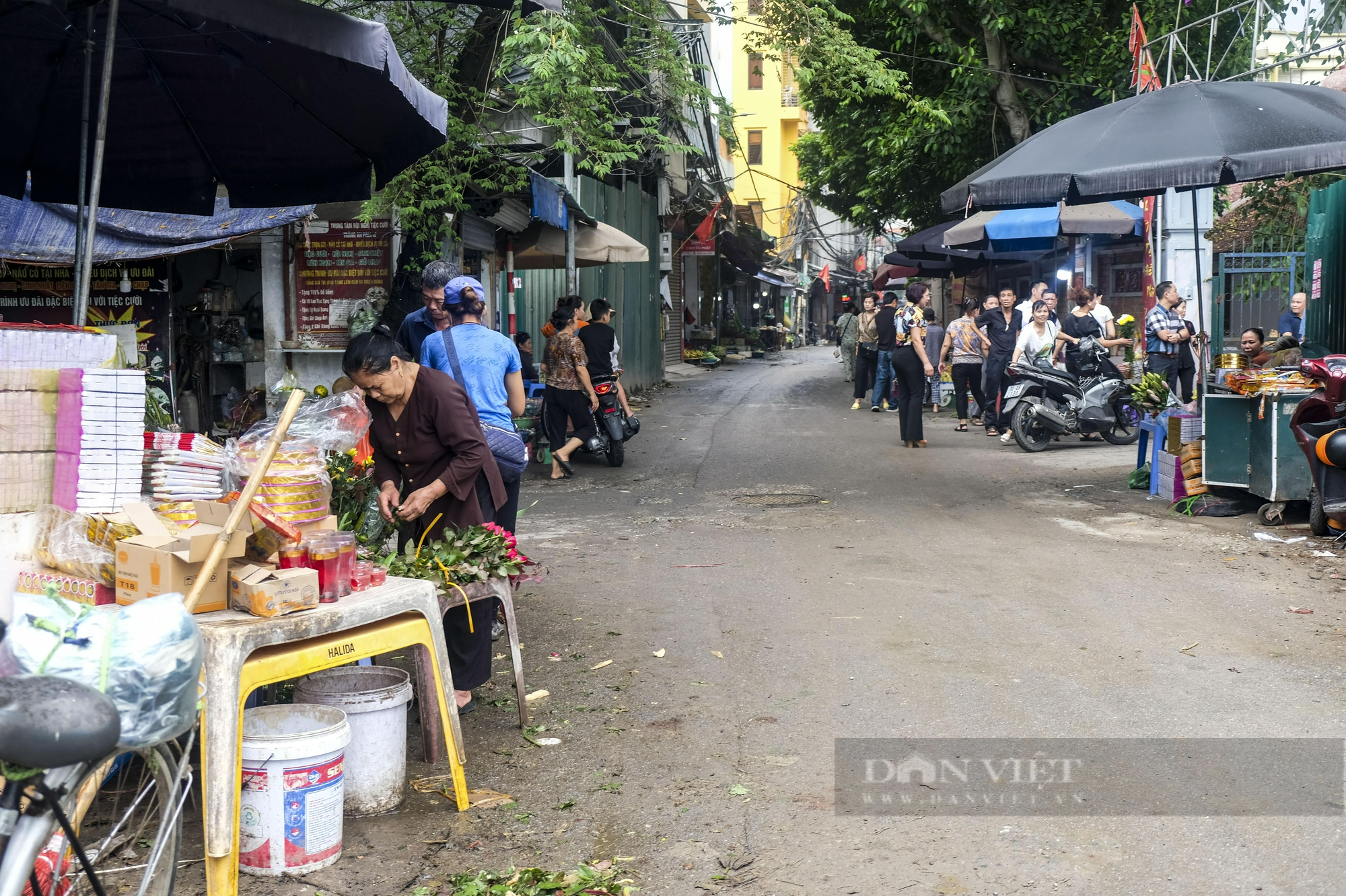 Cận cảnh chợ dân sinh xây hết 18 tỷ nhưng bỏ không nhiều năm tại Thủ đô - Ảnh 11.