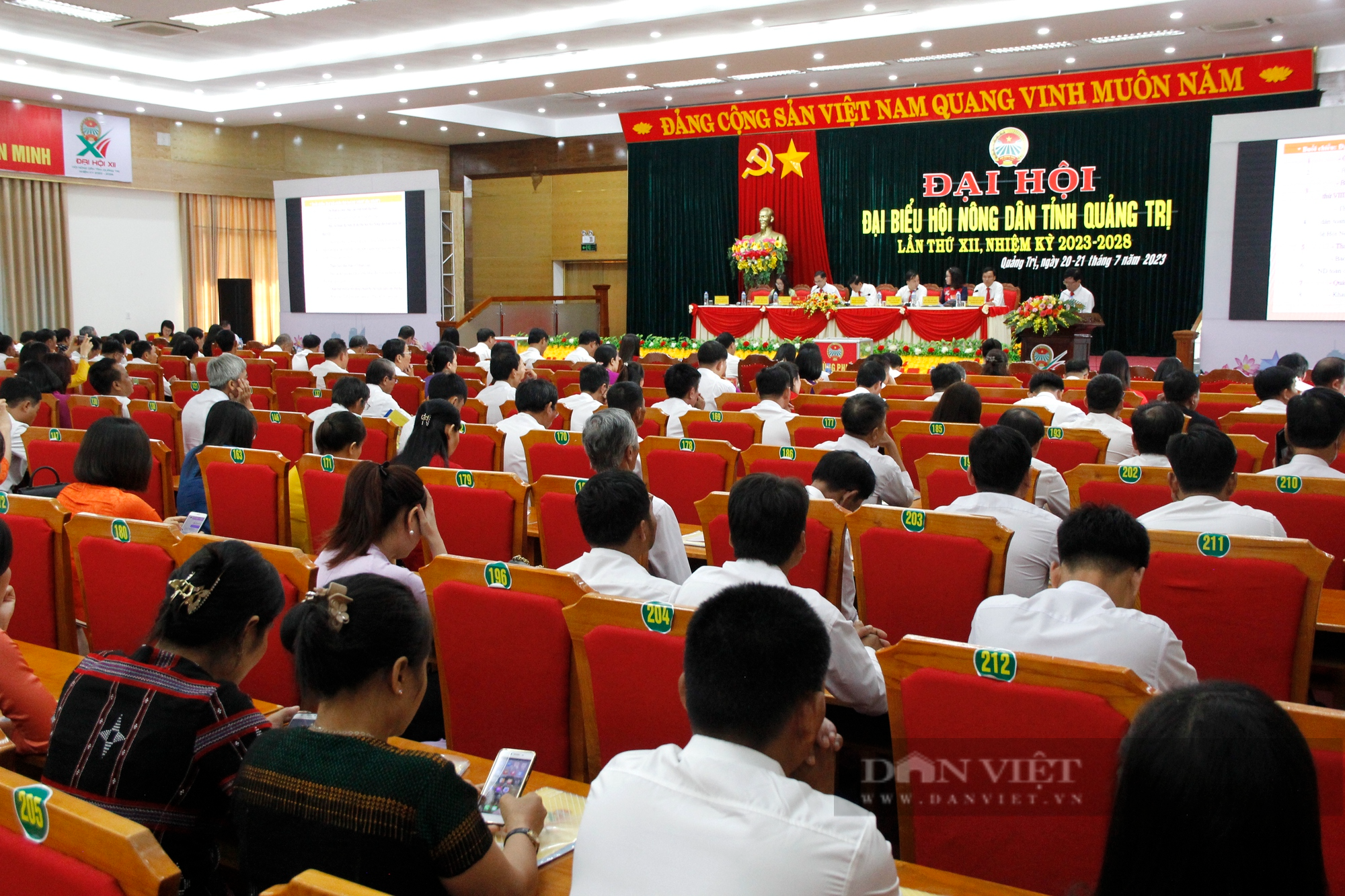 Bầu 8 đồng chí vào Ban Thường vụ Hội Nông dân tỉnh Quảng Trị khoá VII - Ảnh 1.