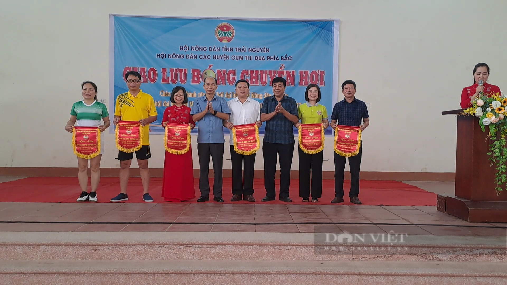 Hội Nông dân Thái Nguyên: Giao lưu bóng chuyền hơi cụm thi đua phía Bắc chào mừng thành công đại hội các cấp - Ảnh 4.