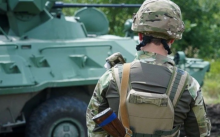 Ukraine bắn bom chùm của Mỹ vào quân Nga, bắt được chỉ huy Chechnya sừng sỏ của Moscow