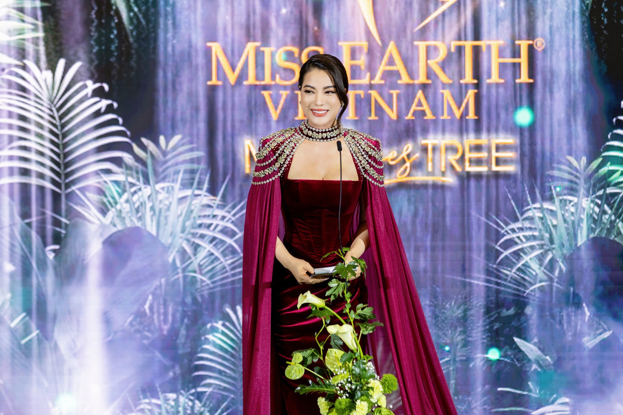 Trương Ngọc Ánh tiết lộ lý do Hoa hậu Phương Khánh không đồng hành với Miss Earth Vietnam 2023  - Ảnh 1.