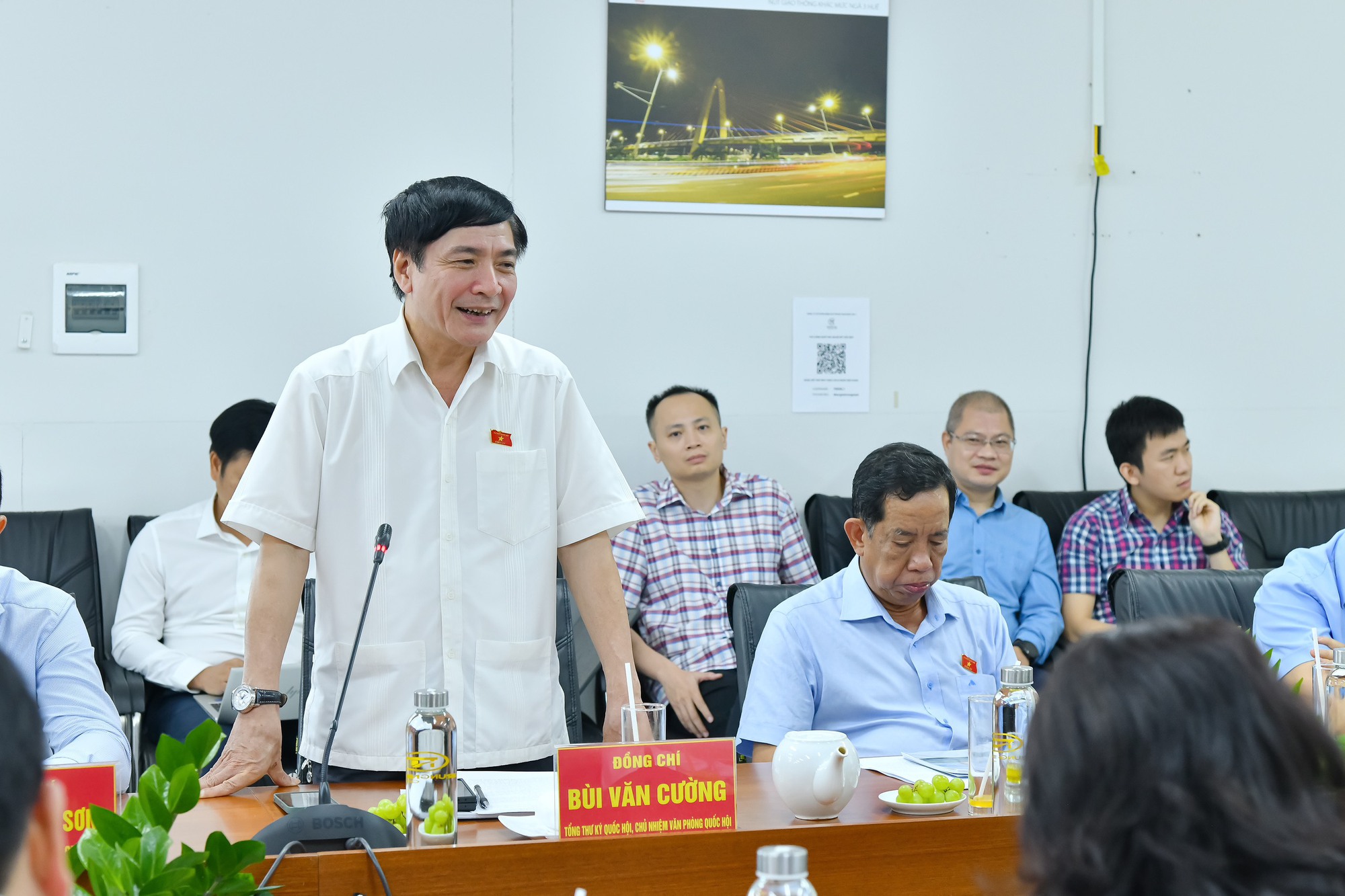 Tổng Thư ký Quốc hội Bùi Văn Cường làm việc tại Dự án Điện gió lớn nhất Tây Nguyên - Ảnh 1.