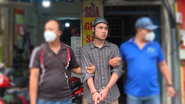 Công an quận Phú Nhuận bắt nhanh đối tượng giết người vì mâu thuẫn nợ nần - Ảnh 1.
