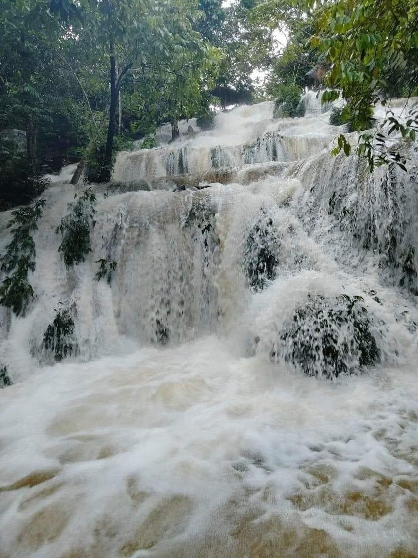 Cách TP Thái Nguyên 40km, nơi này có một thác nước 7 tầng, hiện ra đẹp như mơ, nhiều người lên xem - Ảnh 15.