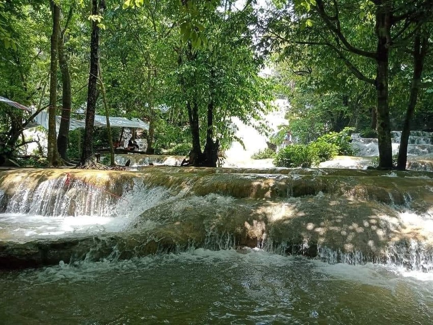Cách TP Thái Nguyên 40km, nơi này có một thác nước 7 tầng, hiện ra đẹp như mơ, nhiều người lên xem - Ảnh 7.