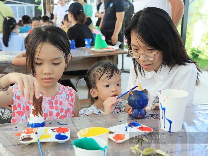 Hành trình đầy nước mắt của những cặp vợ chồng &quot;đi tìm&quot; âm thanh cho con: &quot;Mẹ không có máy giống Đu Đủ à&quot; - Ảnh 8.