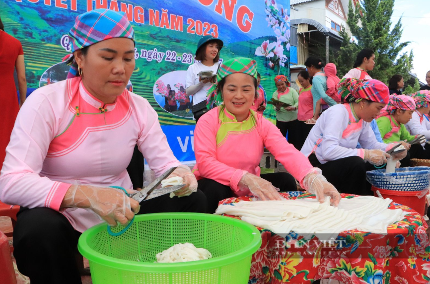 Đặc sắc văn hóa dân tộc Giáy ở lễ hội Háu Đoong - Ảnh 4.