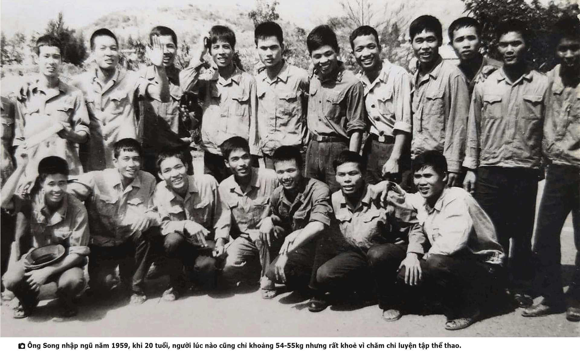 Anh hùng phi công Đồng Văn Song: Chiến binh săn máy bay trinh sát điện tử EB-66 tối tân của Mỹ - Ảnh 3.