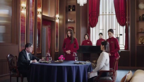 Phim King The Land tập 12: Yoona bị khách hàng &quot;làm khó&quot;, quản lý phản bội Lee Jun Ho? - Ảnh 2.