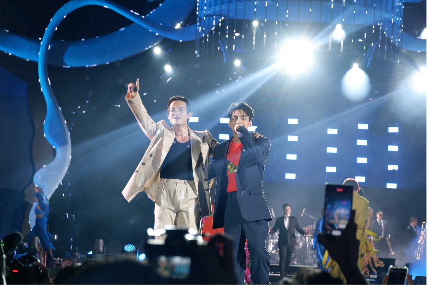 Charlie Puth và dàn sao Việt bùng cháy cùng âm nhạc đỉnh cao tại siêu đại nhạc hội 8Wonder - Ảnh 13.