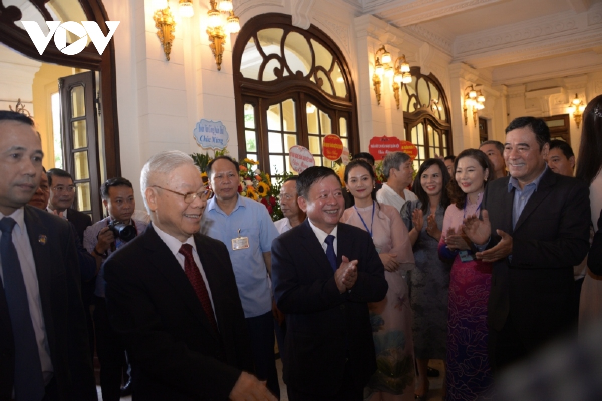 Tổng Bí thư dự lễ kỷ niệm 75 năm thành lập Liên hiệp các Hội Văn học nghệ thuật Việt Nam - Ảnh 2.