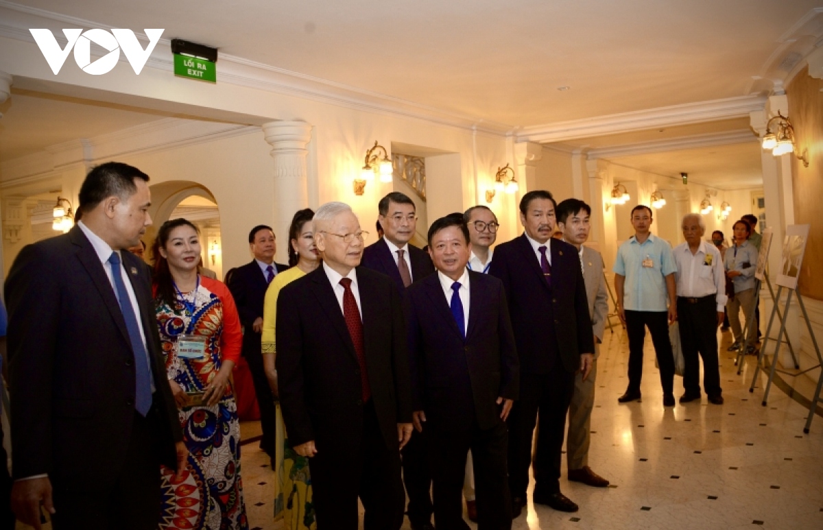 Tổng Bí thư dự lễ kỷ niệm 75 năm thành lập Liên hiệp các Hội Văn học nghệ thuật Việt Nam - Ảnh 4.