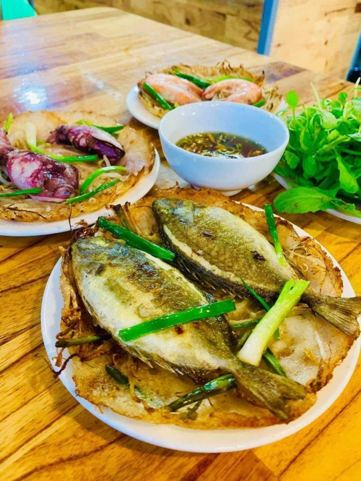 Bánh khoái cá kình làng Chuồn, món ăn khách phải thử khi đến Huế - Ảnh 4.