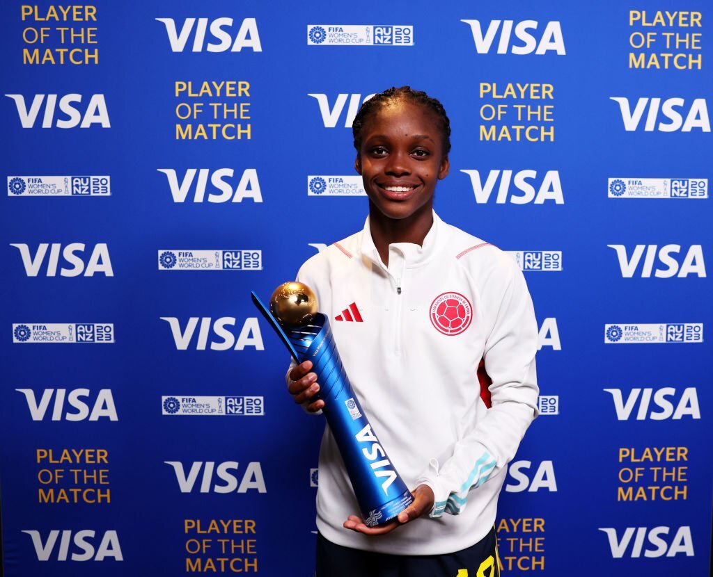 Nữ cầu thủ 18 tuổi chiến thắng căn bệnh ung thư, toả sáng ở World Cup 2023 - Ảnh 2.