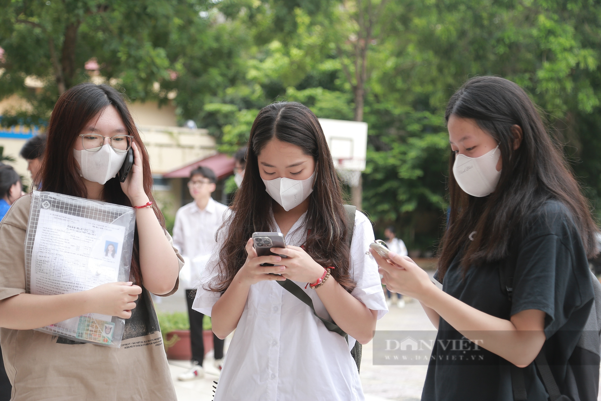 Có một ngành gây &quot;choáng&quot; 29,9 điểm sinh viên vẫn đổ xô đăng ký, dự đoán điểm chuẩn năm nay - Ảnh 4.