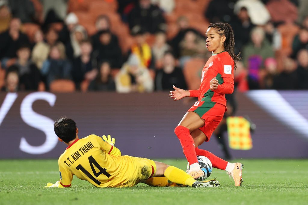 Kim Thanh cứu thua nhiều thứ 2 World Cup nữ 2023 - Ảnh 1.